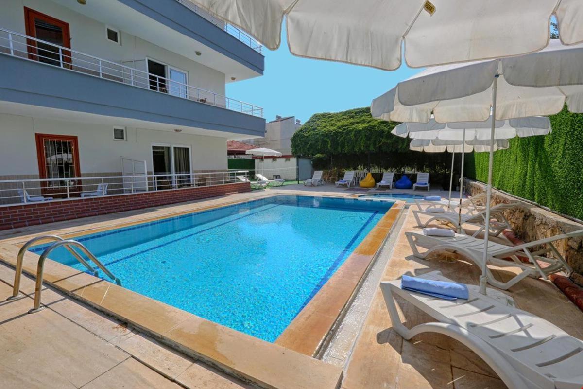 Azak Blue Otel Okurcalar Kültér fotó