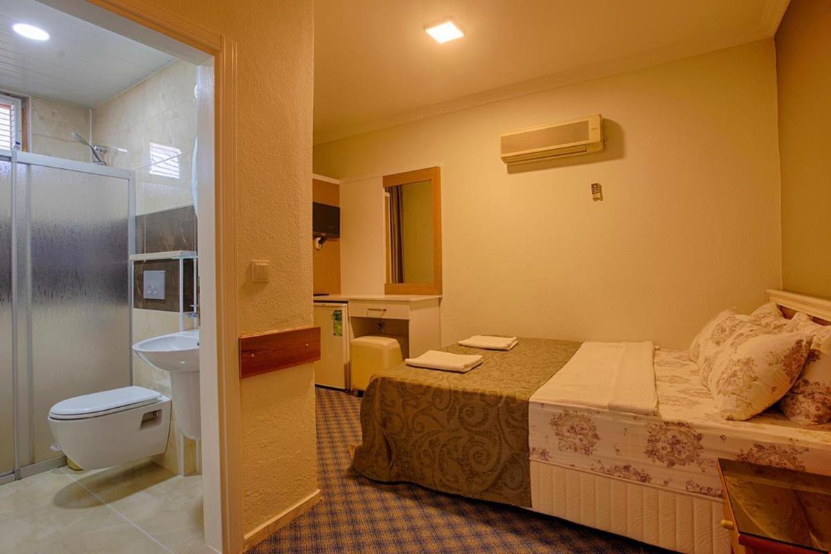 Azak Blue Otel Okurcalar Kültér fotó