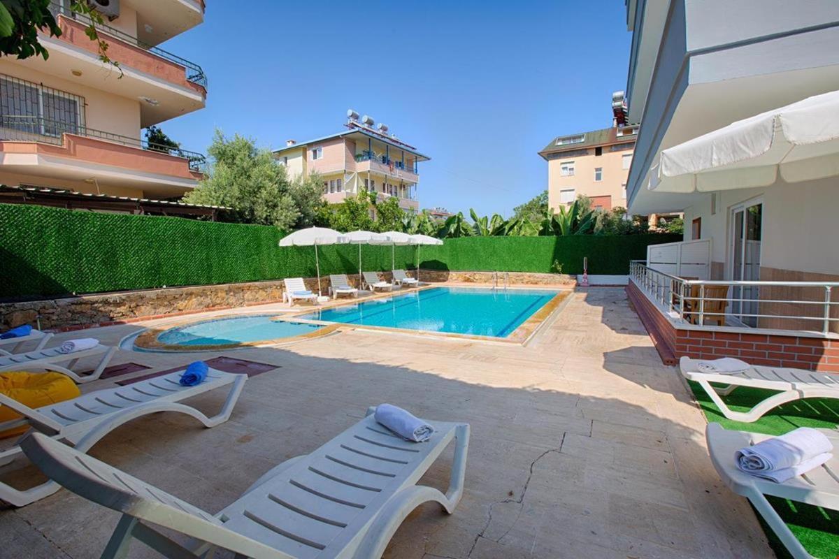 Azak Blue Otel Okurcalar Kültér fotó